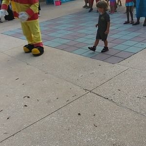 Meet your Posher, Ernest